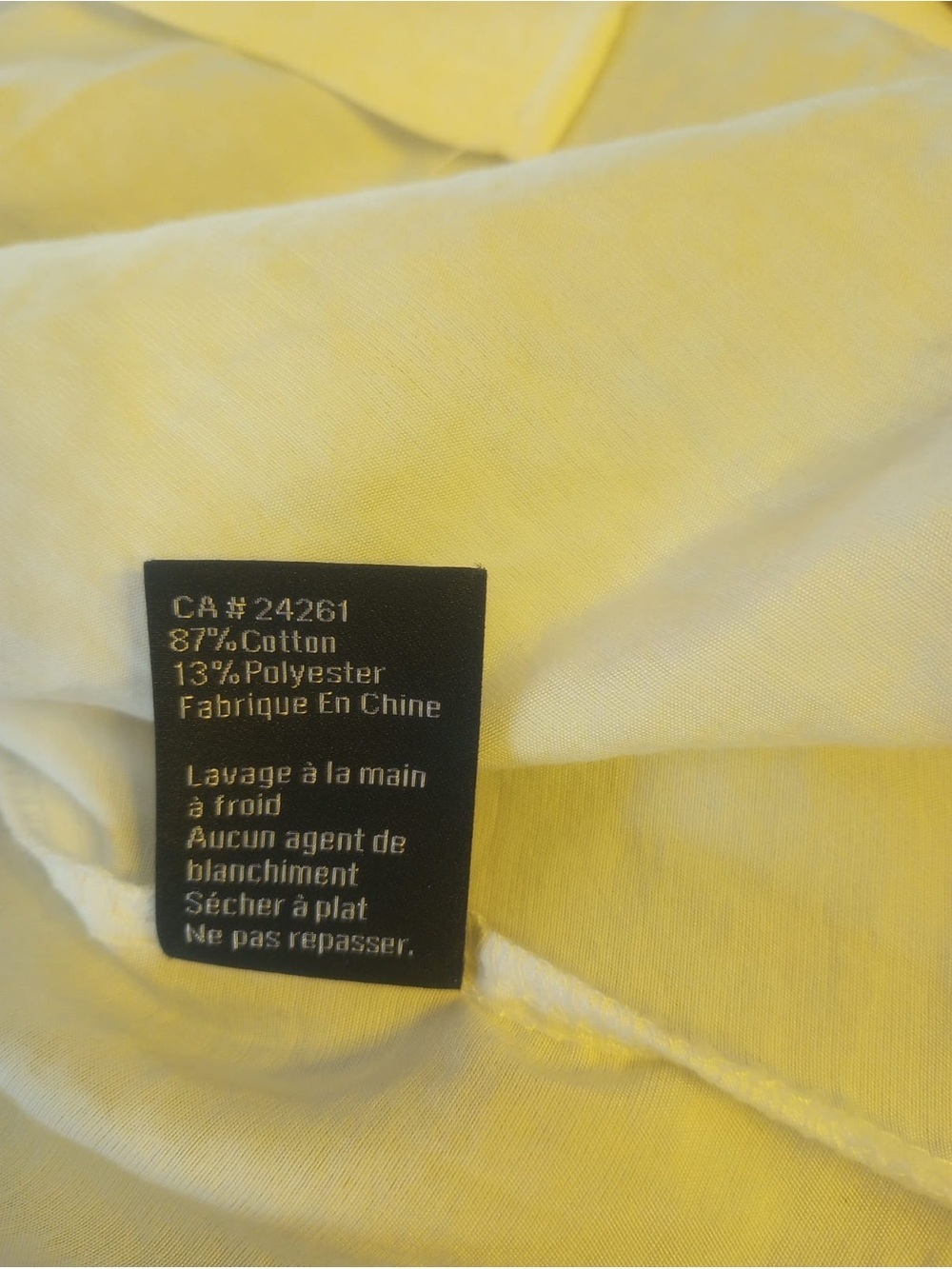 Relaxed White Button-Up Pocket Blouse — Lightweight Everyday Shirt - Picture 6 of 8